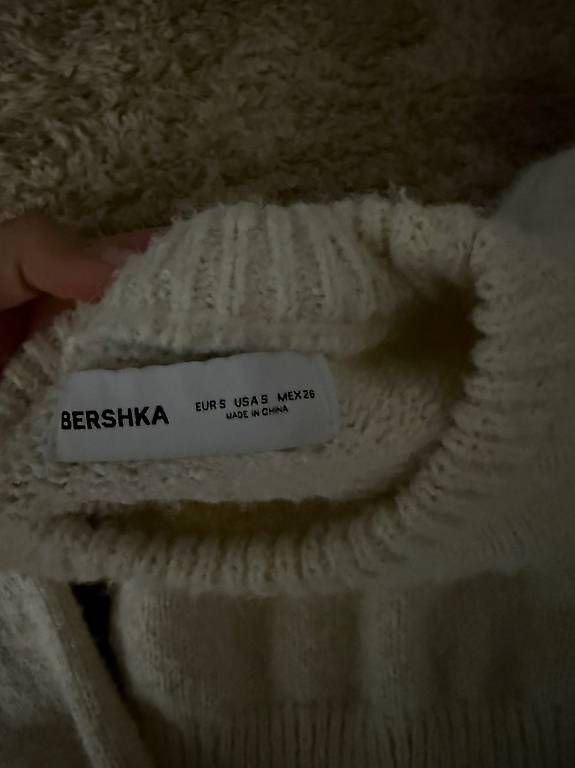 Pullover & Sweatshirts: Schöner taillierter Pulli in beige – Gebraucht aus Wetzikon ZH von veysel71 1