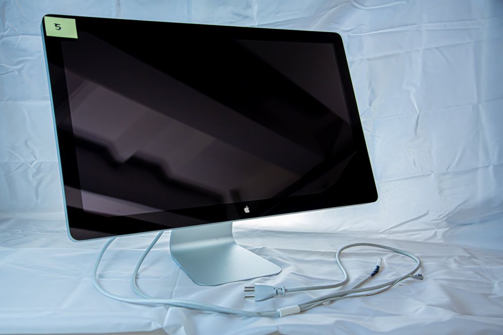 Thunderbolt Display 27 Zoll QHD, mit Kamera (Gebraucht) in Zürich für ...