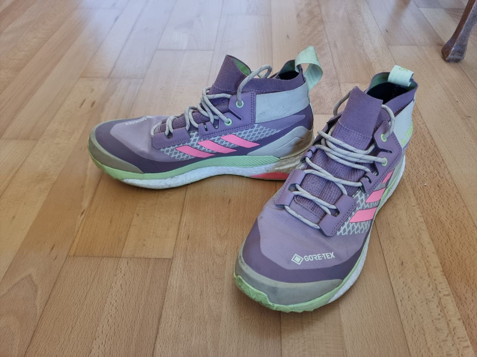 Scarpe da uomo: Wanderschuh Terrex Gore-Tex 345 Gr. 42 – Usato da Bern venduto da ali_prv7 2