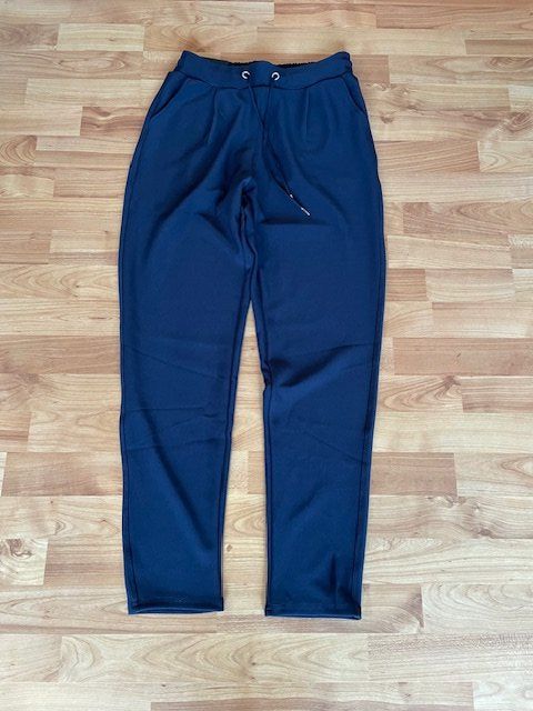 Pantaloni: Neue Hose dunkelblau, Grösse S – Usato da Niederweningen venduto da sho_mb8y 2
