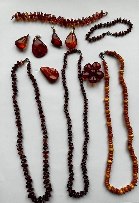 Altri gioielli: Bernstein Schmuck – Usato da Basel venduto da lurker77