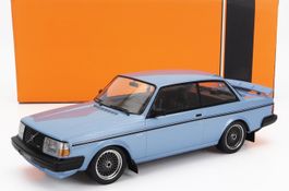 VOLVO 240 TURBO CUSTOM 1985, HELLBLAU, MASSSTAB 1:18