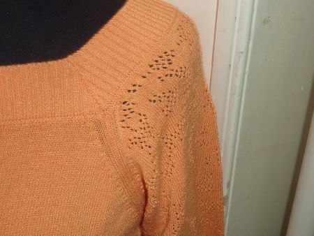 pull  orange mi-saison taille L marque  BENETTON pour femme