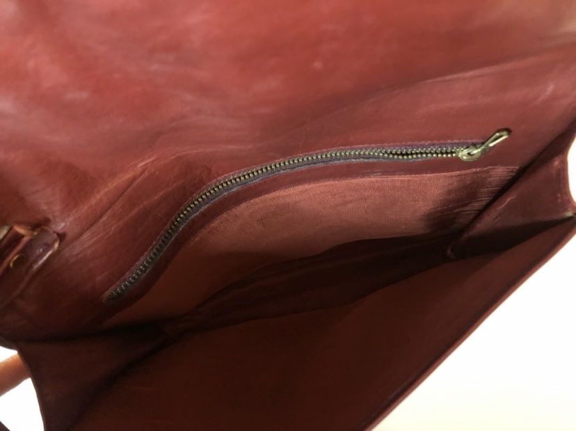Balenciaga Taschen für Damen: Balenciaga Vintage Clutch – Neu (gemäss Beschreibung) aus Zürich von alv_pqz2 2