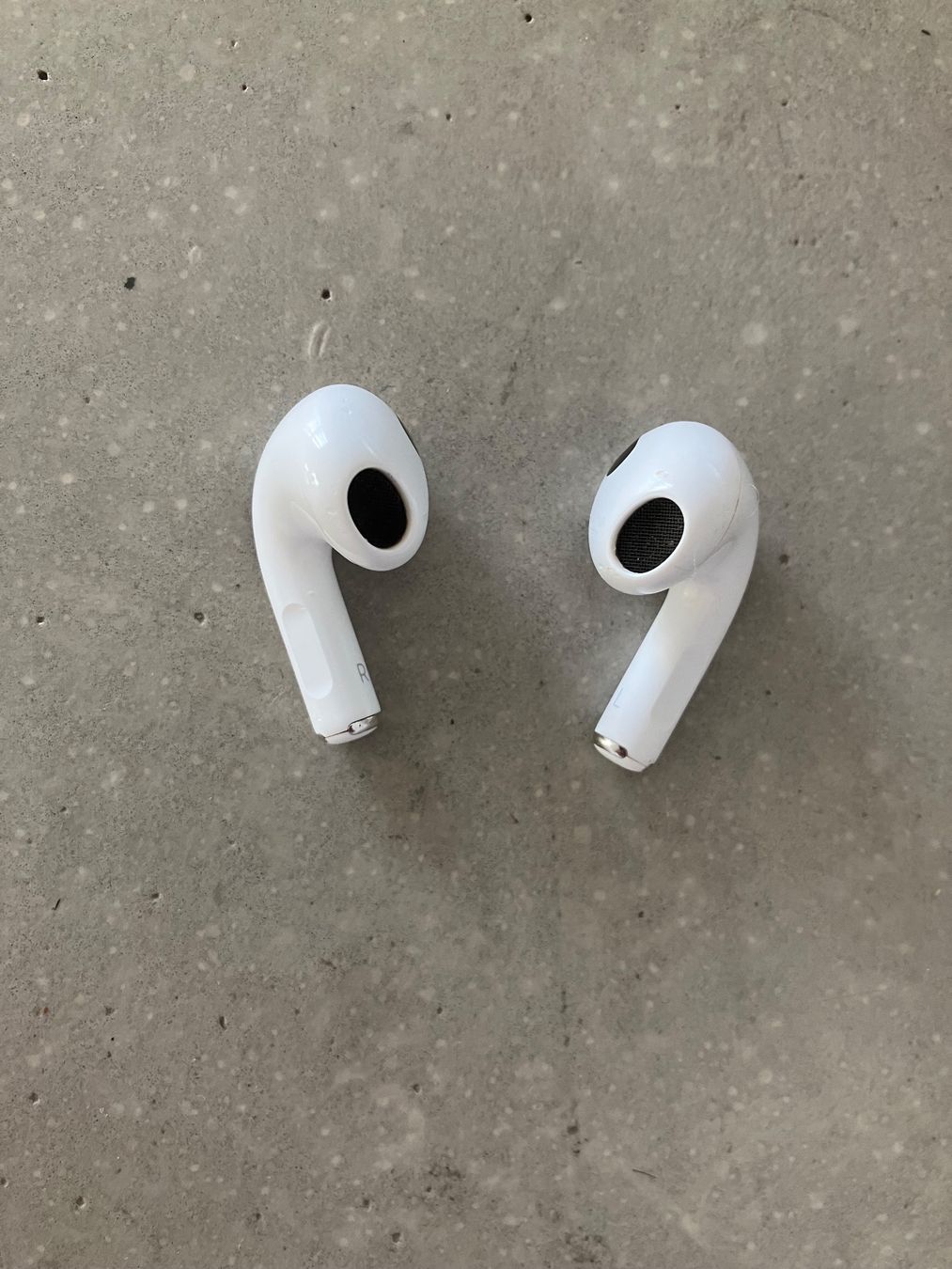Apple Cuffie: Apple AirPods 3 – Usato da Lausanne venduto da mr.v 4