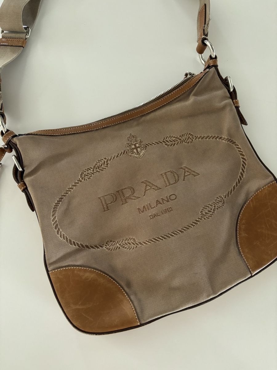 Prada Taschen: Prada Beige Bag - Canvas & Leather – Gebraucht aus Bulle von lalooo