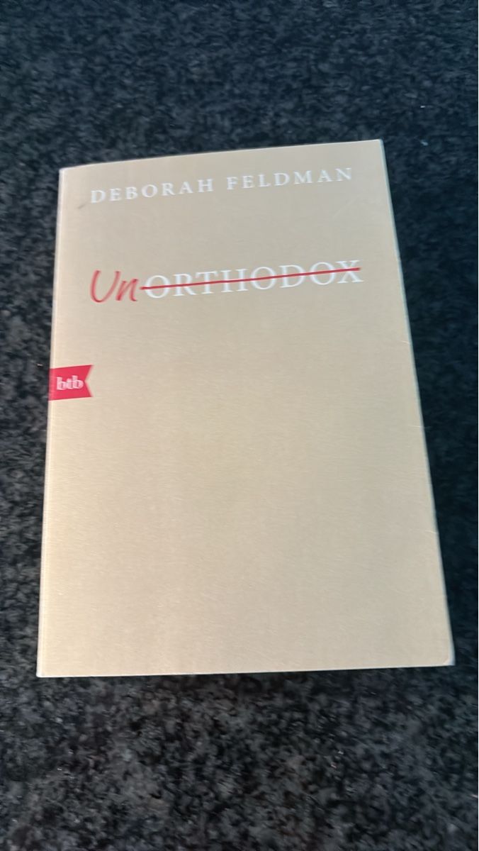 Bücher: Buch Unorthodox Deborah Feldman gut erhalten – Gebraucht aus Sissach von Loredana89