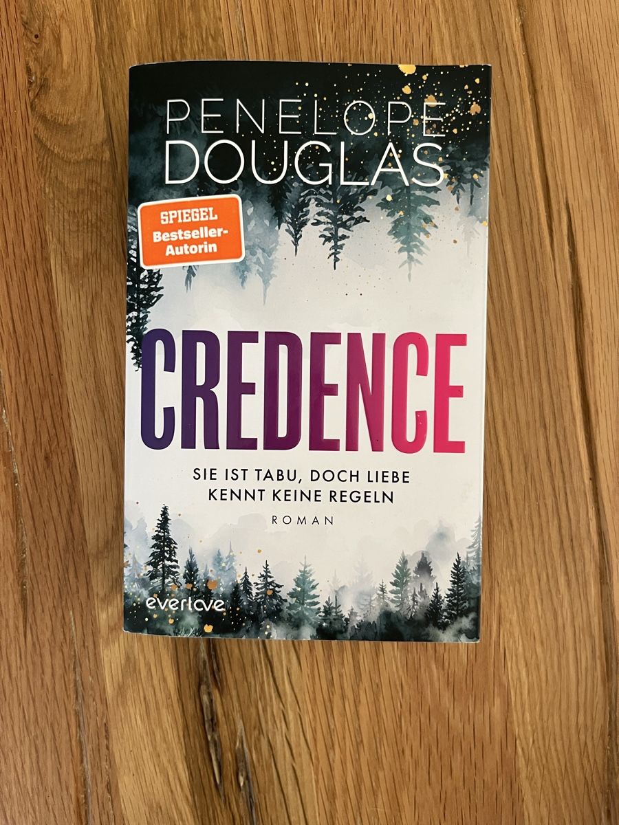 Bücher: Credence - Penelope Douglas  – Gebraucht aus Horn von sar_j97x