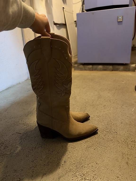 Damenschuhe: Camoeros beige – Gebraucht aus Gorduno von deesssiree 3