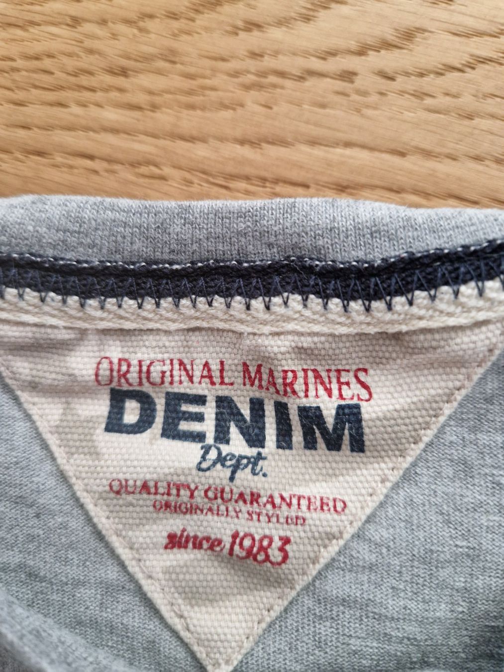 Maglioni & Felpe: Langarmshirt Orig. Marines Gr. 128 – Usato da Davos-Dorf venduto da Bpelikan 1