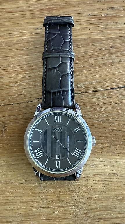 Orologi: Montre Hugo Boss presque neuve – Usato da Nyon venduto da raphaelkep
