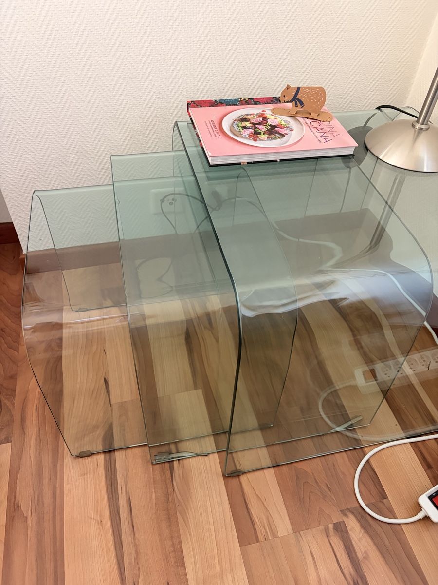 Tavoli: Glass nesting tables – Usato da Zürich venduto da Aleksandra_st 2
