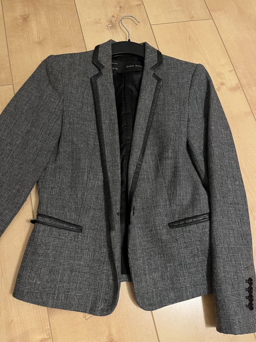 Zara Anzüge & Kostüme: Blazer Zara gris XS/ 34 – Gebraucht aus Bellevue von utilisatratice