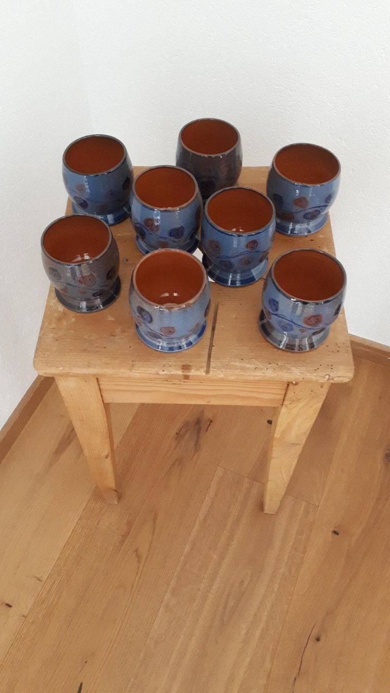 Set di piatti: Saftkurg mit 8 Bechern handgetöpfert – Usato da Montlingen venduto da Giardini13 5