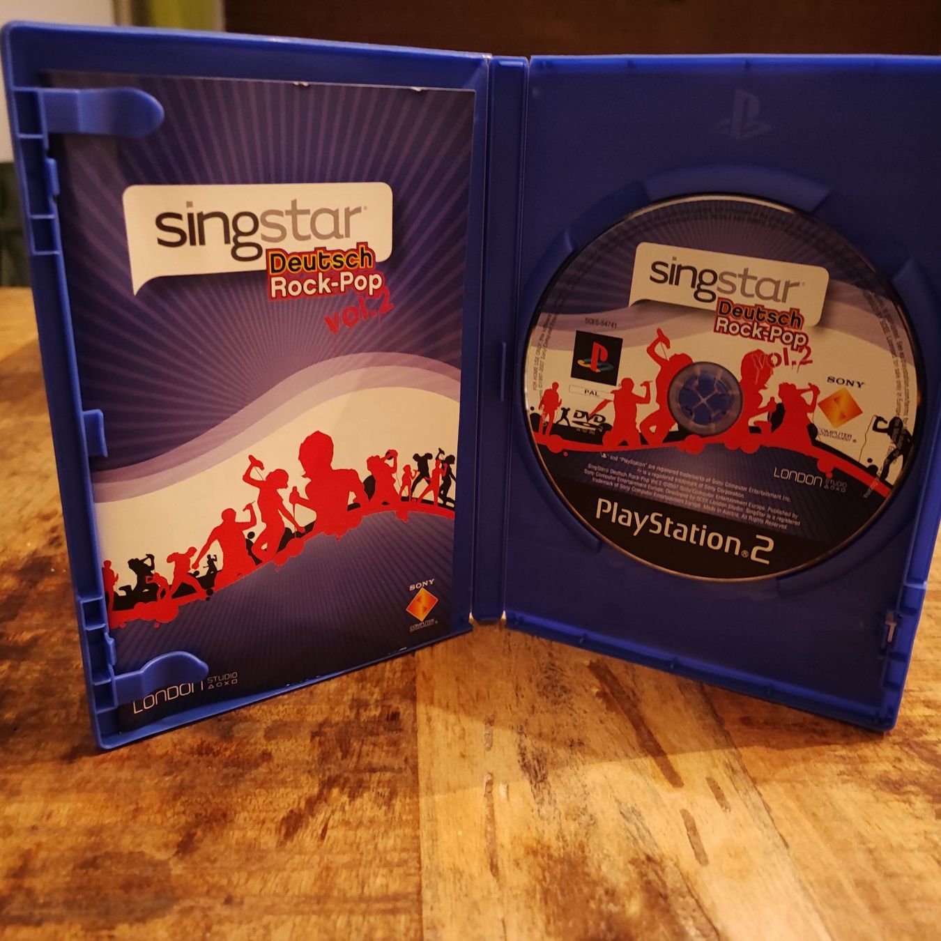 Sony Giochi: SingStar Deutsch Rock-Pop Vol.2 PS2 Spiel Game  – Usato da Dübendorf venduto da kb86_MOVIE 2