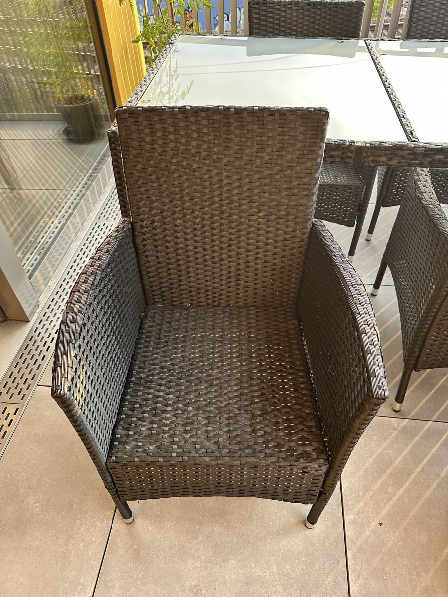 Set de table et chaises: Gartentisch-Set mit 4 Stühlen – D'occasion à Küsnacht ZH par adr_669g 4