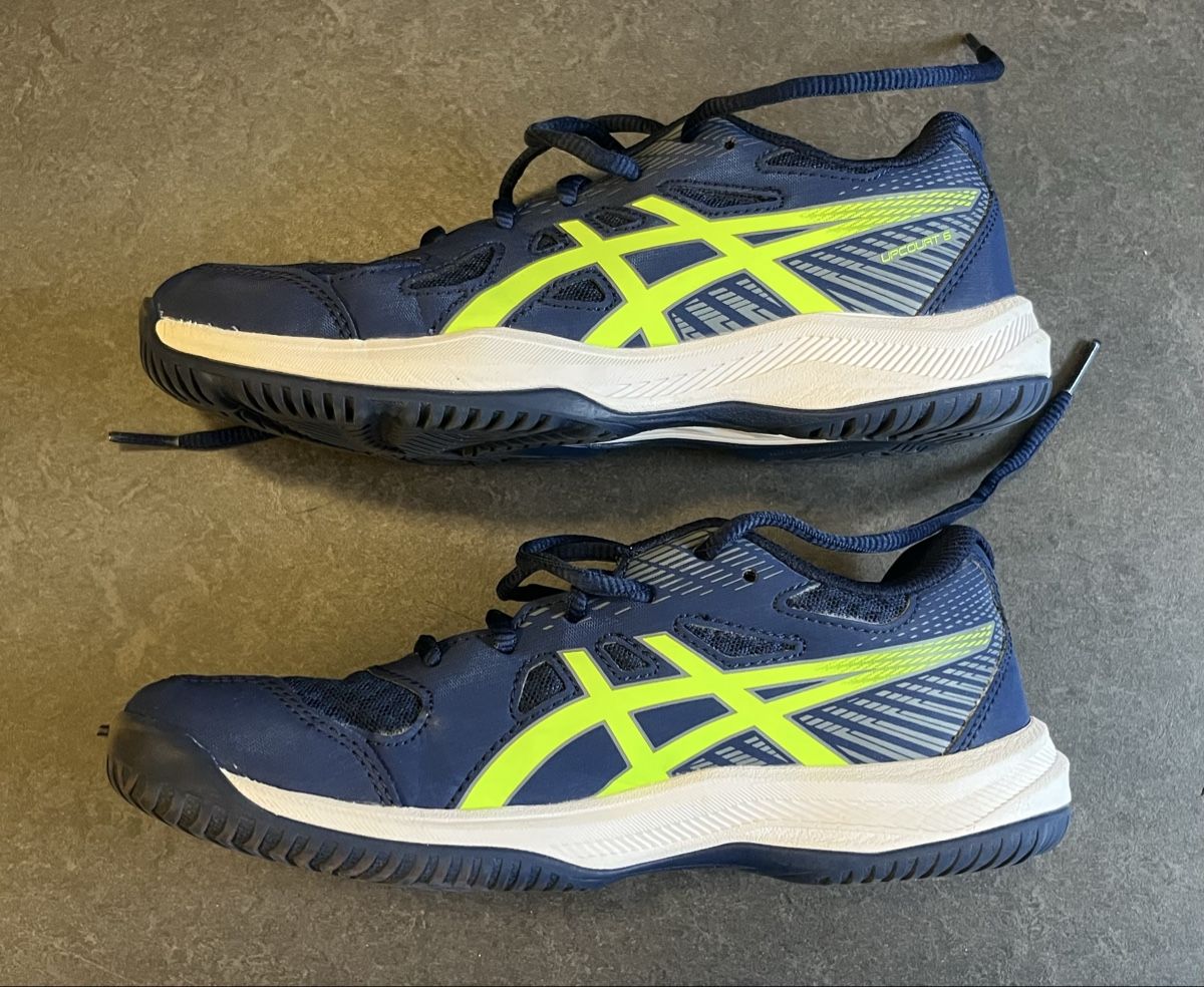 Asics Schuhe für Jungen: Turnschuhe Asics Grösse 37 – Gebraucht aus Derendingen von lenamarita 3