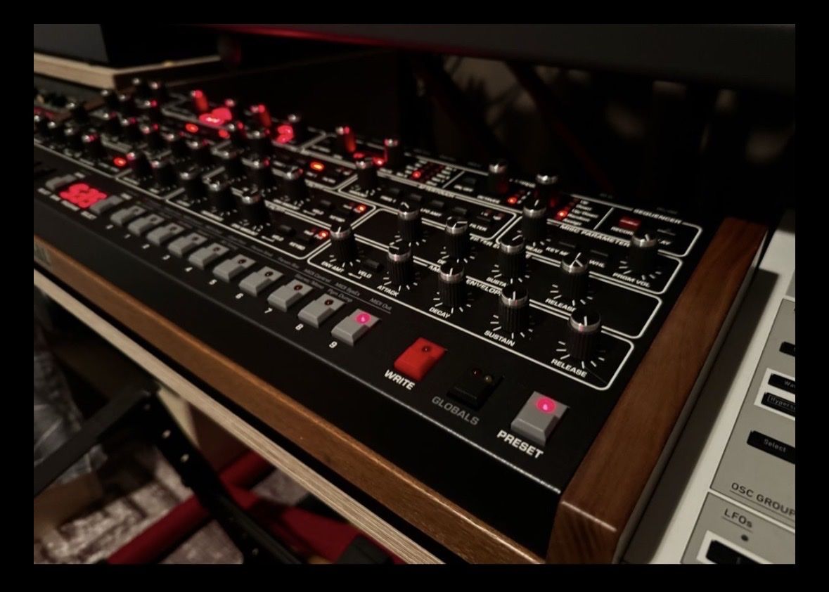 Sequential Musikinstrumente: Sequential Prophet 6 Desktop Synthesizer – Gebraucht aus Zürich von 1cut2 3