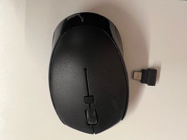 Maus: AKASHI Kabellose Maus mit USB-C & USB Adapter + Beutel – Gebraucht aus Niederweningen von zw4_s78j 2