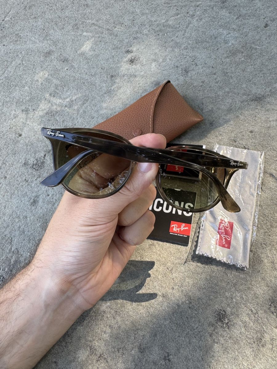 Ray-Ban Brillen & Gläser: Original Ray-Ban RB4259 Sunglasses With Case – Neu (gemäss Beschreibung) aus Effretikon von rus_2l2p 4