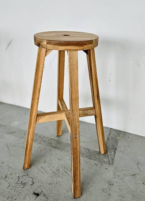 Barhocker IKEA SKOGSTA Holz (Gebraucht) in Schwanden GL für CHF 15 – nur Abholung auf Ricardo kaufen