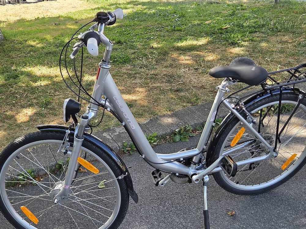 City Bike femme (California City Bike Simple 26, 48 cm) (Gebraucht) in ...