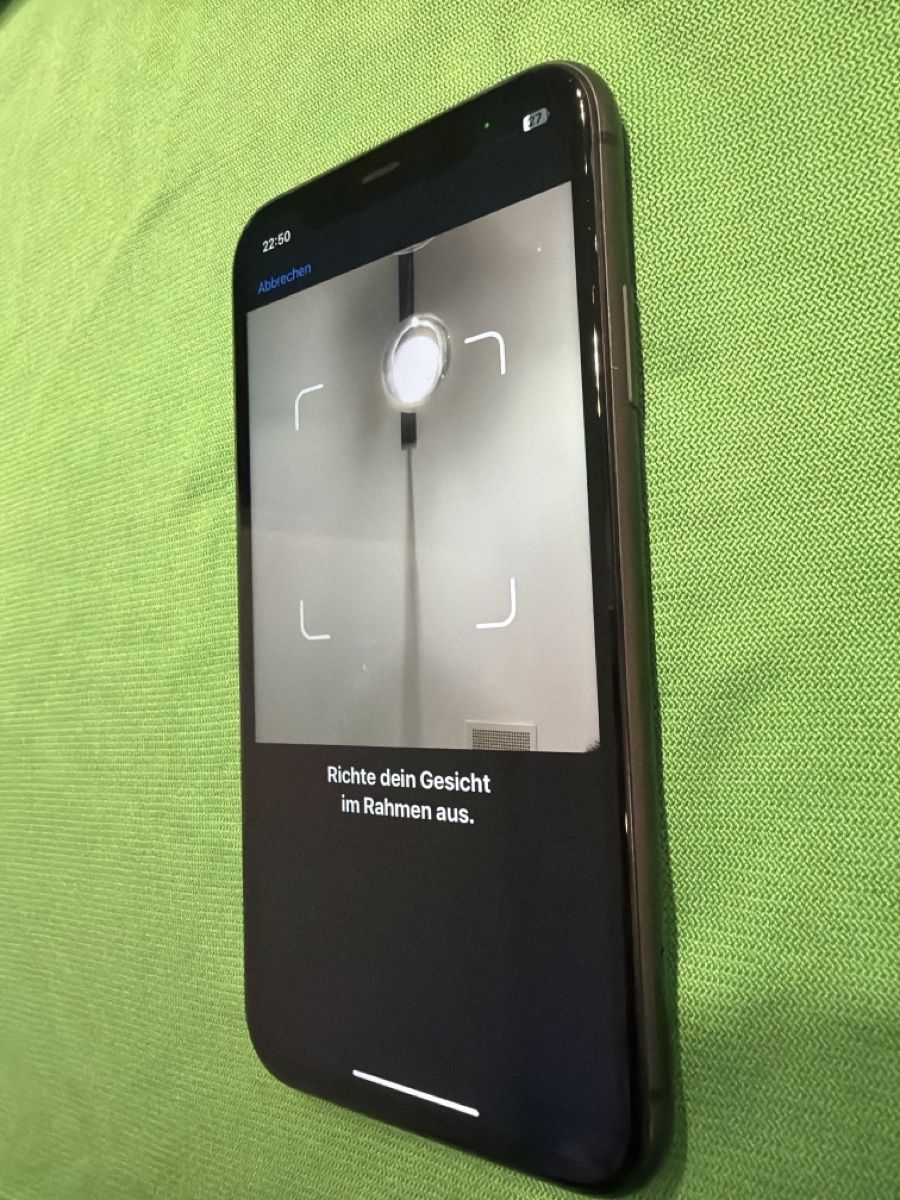 Apple Telefoni cellulari / Smartphones: iPhone 11 / Schwarz/ 64Gb / 87% Akku / H6 – Usato da Arbon venduto da BaX_94 6