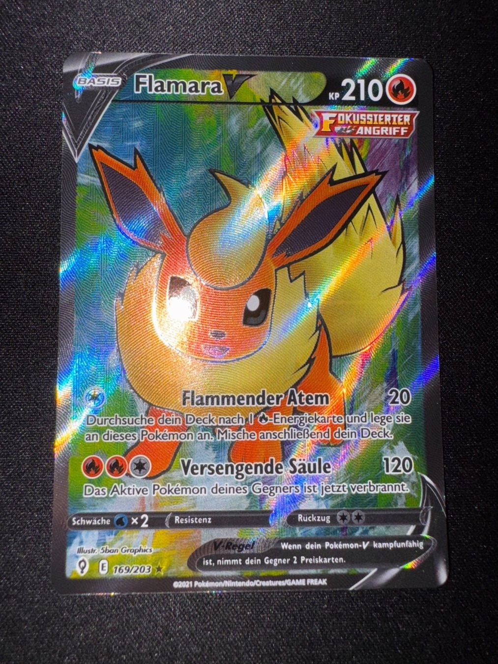 Pokémon Sammelbilder & Trading cards: Pokemon Flamara V 169/203 - Evolving Skies - DE – Gebraucht aus Erstfeld von PokeSandero