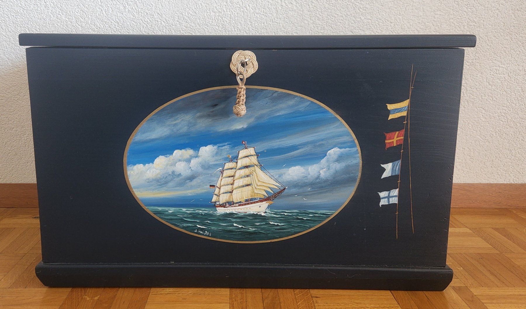 Cassapanche: Coffre-bar "Gorch Fock" / Militaria Armée Suisse (Ex-Command – Usato da Lausanne venduto da gmax8995