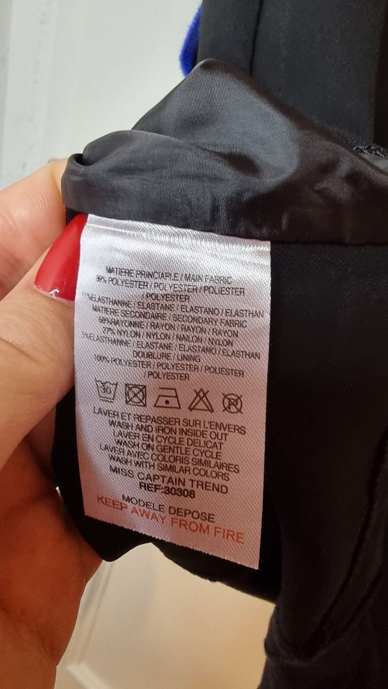 Vestiti: Kleid Größe -46 – Usato da Wald ZH venduto da Martin79 4