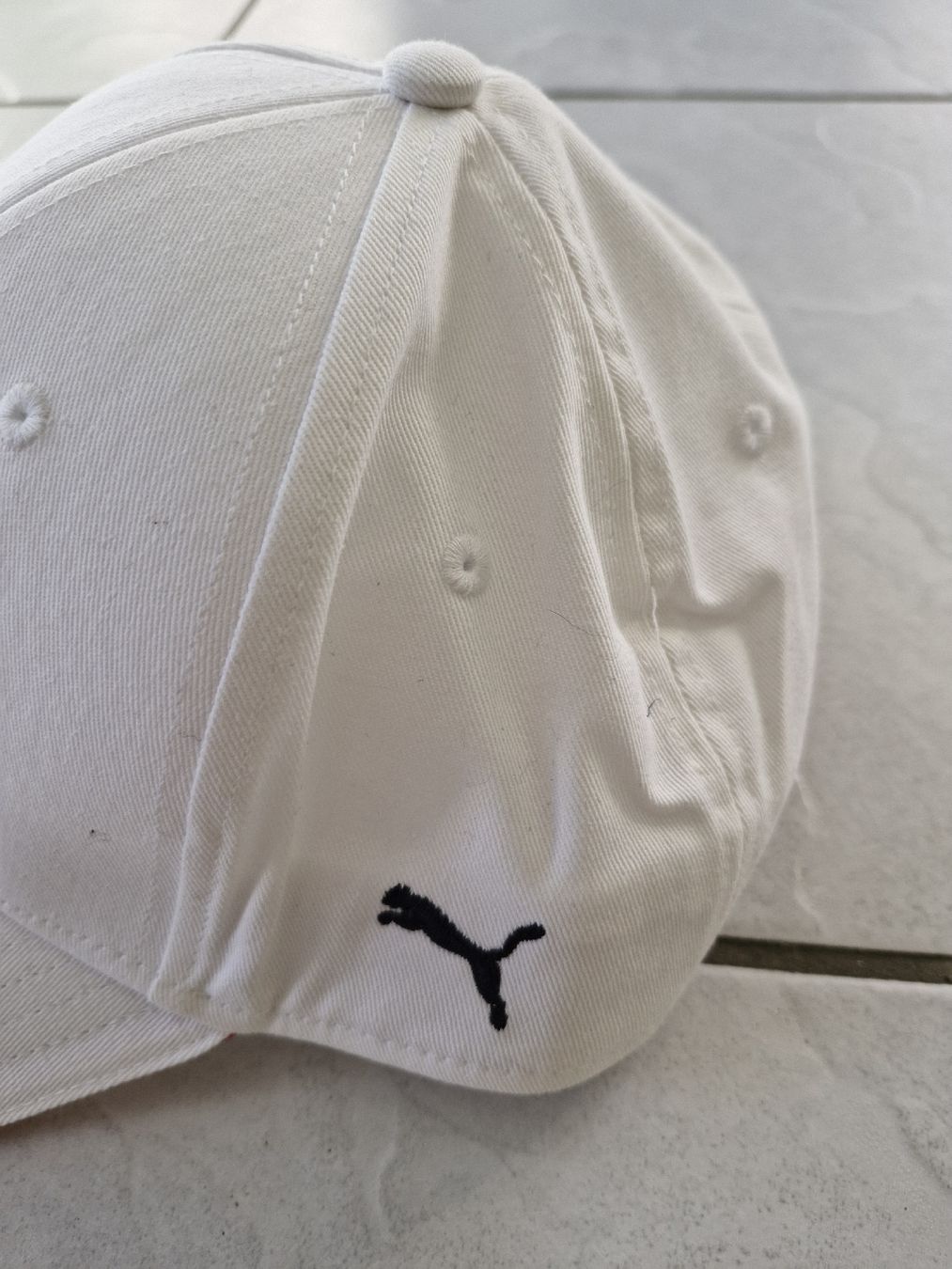 Puma Altro in  Abbigliamento & Accessori: Puma Cap Weiss UBS, Schweizer Meisterschaften, Neu! – Nuovo (secondo la descrizione) da Frauenfeld venduto da Kasico 2