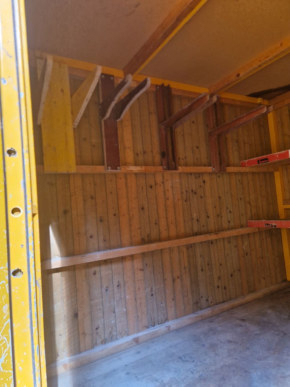 Conteneurs de construction: Holz Container  – D'occasion à Sumiswald par ForstCounty 3