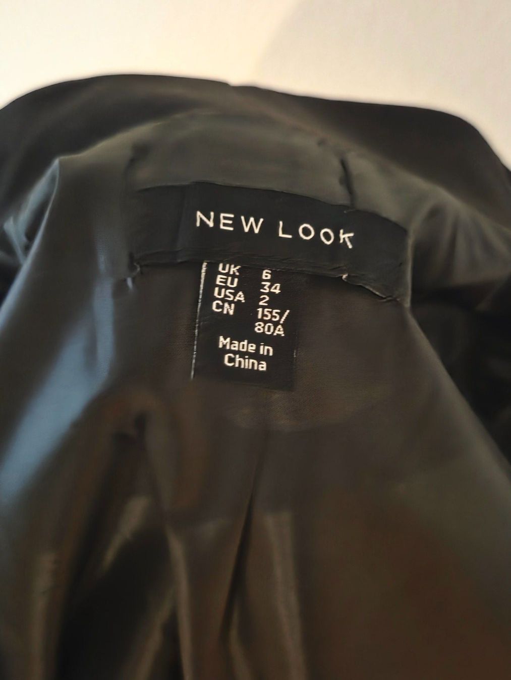 New Look Giacche: Blazer Schwarz New Look – Nuovo (secondo la descrizione) da Wängi venduto da Bibo4. 6