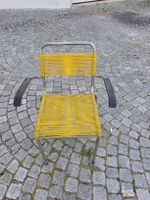 Stuhl Metall gelb gebraucht. 