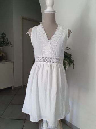 Weisses Sommerkleid m. Spitze Gr S *neuwertig*
