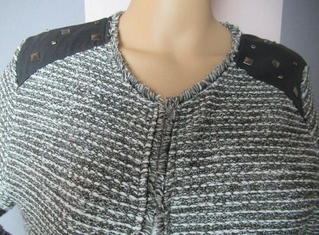 Comma Giacche: Comma Bouclé Jäckchen, Blusen Blazer – Nuovo (secondo la descrizione) da Kreuzlingen venduto da shopaholicatheart_2 2