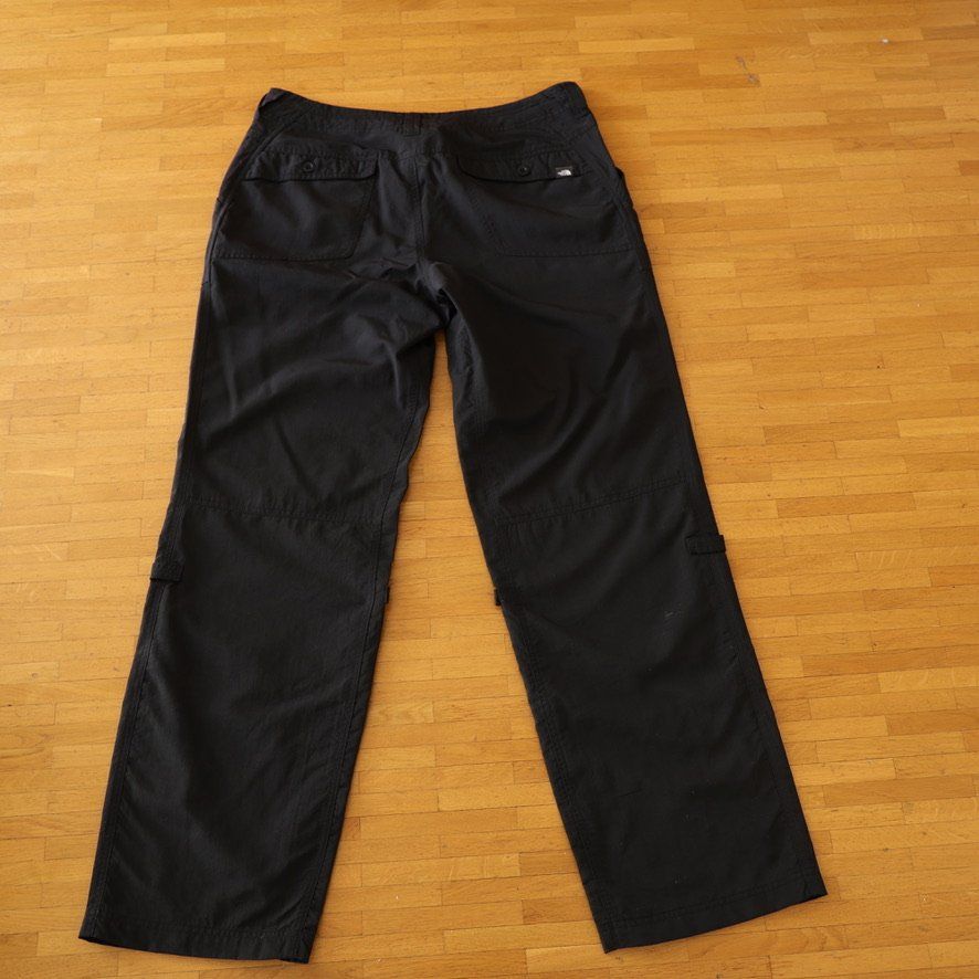 North Face Hosen: Pantalon "THE NORTH FACE" noir – Neu (gemäss Beschreibung) aus Genève von LiPhry