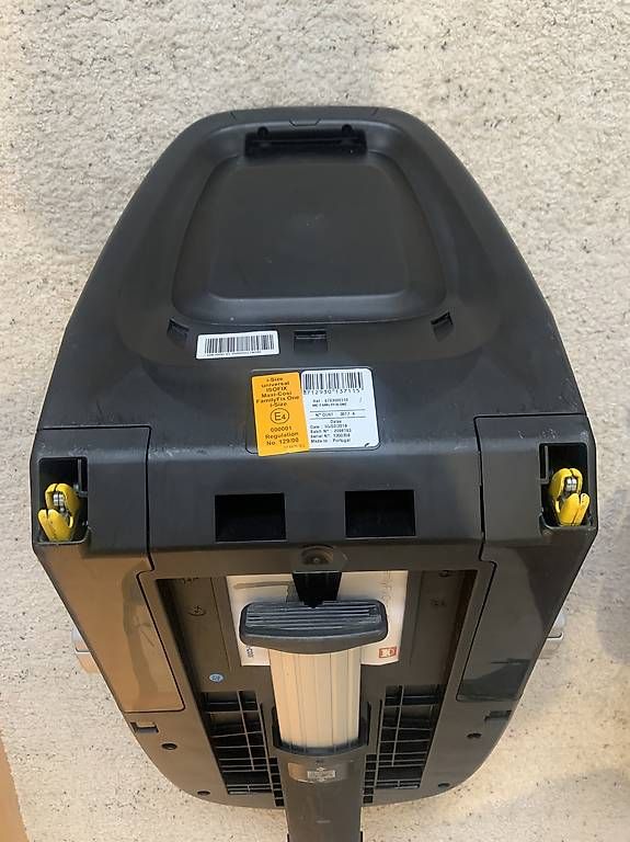 Maxi-Cosi Seggiolini per auto: Maxi-Cosi Babysitz Auto + Station <12kg – Usato da Davos Dorf venduto da BenoitFichaux 3