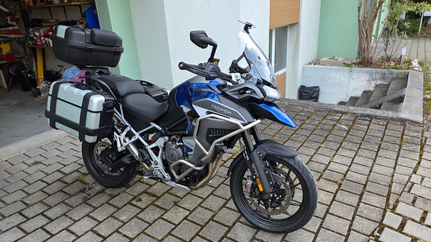 Triumph Enduro: Neuwertige Triumph Tiger 1200 GT Explorer – Neu (gemäss Beschreibung) aus Trimmis von hitschi01 2