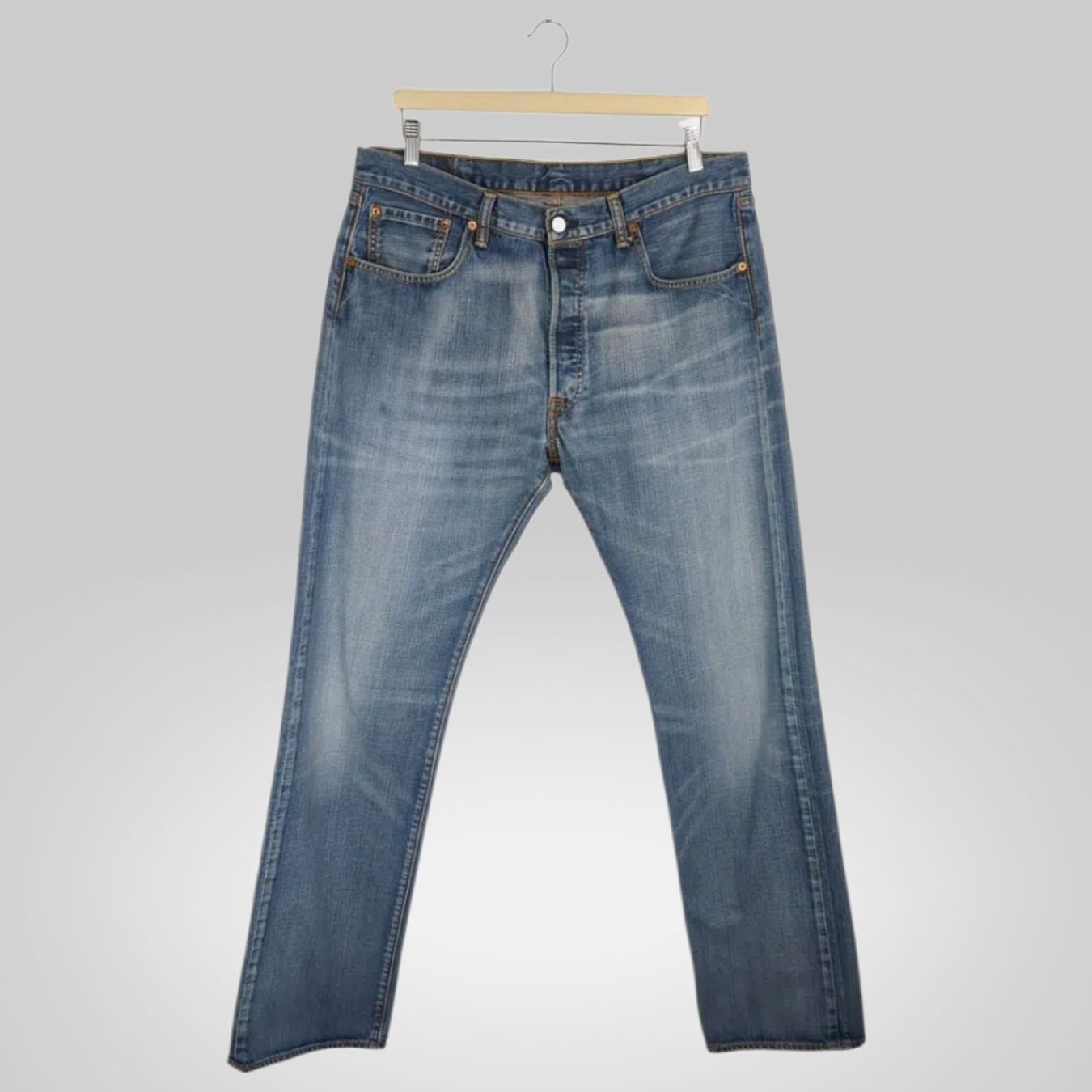 Levi's Jeans: Levi's 501 W38 L36 – Usato da Le Locle venduto da Threads_CH
