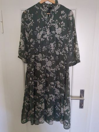 Kleid Grösse S