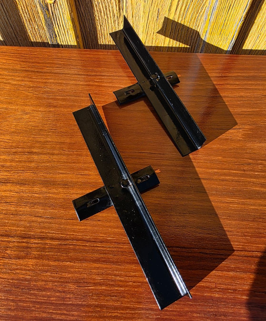 Regale: Mid Century  Teak Teleskopregal – Gebraucht aus Haslen AI von Vintagelix 4