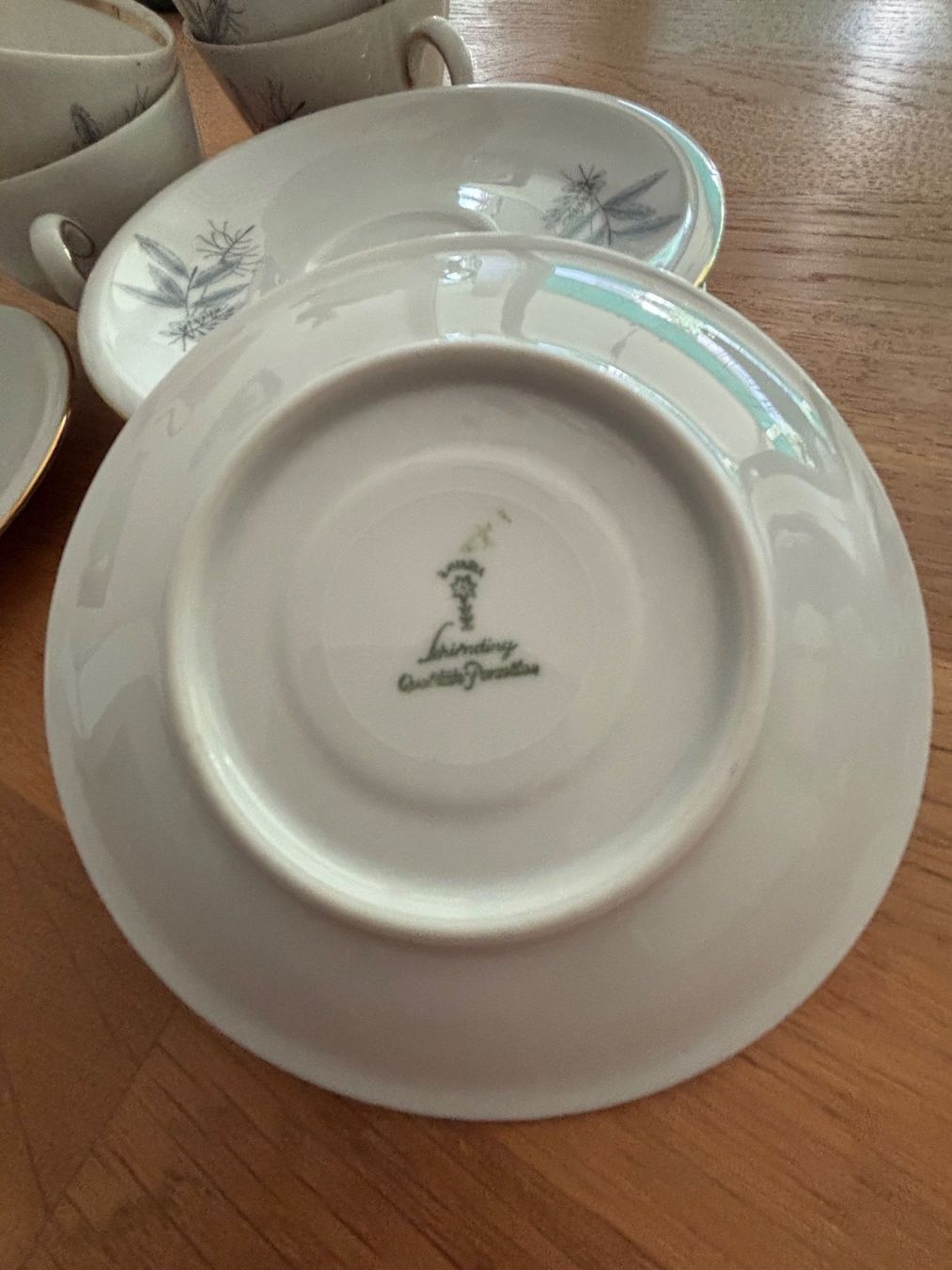 Set di piatti: Vintage Kaffeeservice – Usato da Arlesheim venduto da sandrahenning 3