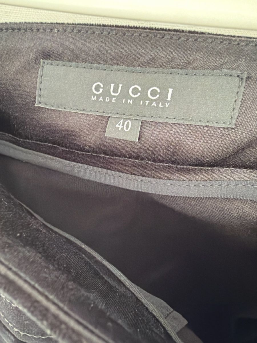 Gucci Hosen: Samthose Gucci – Gebraucht aus Adligenswil von goverla11 1
