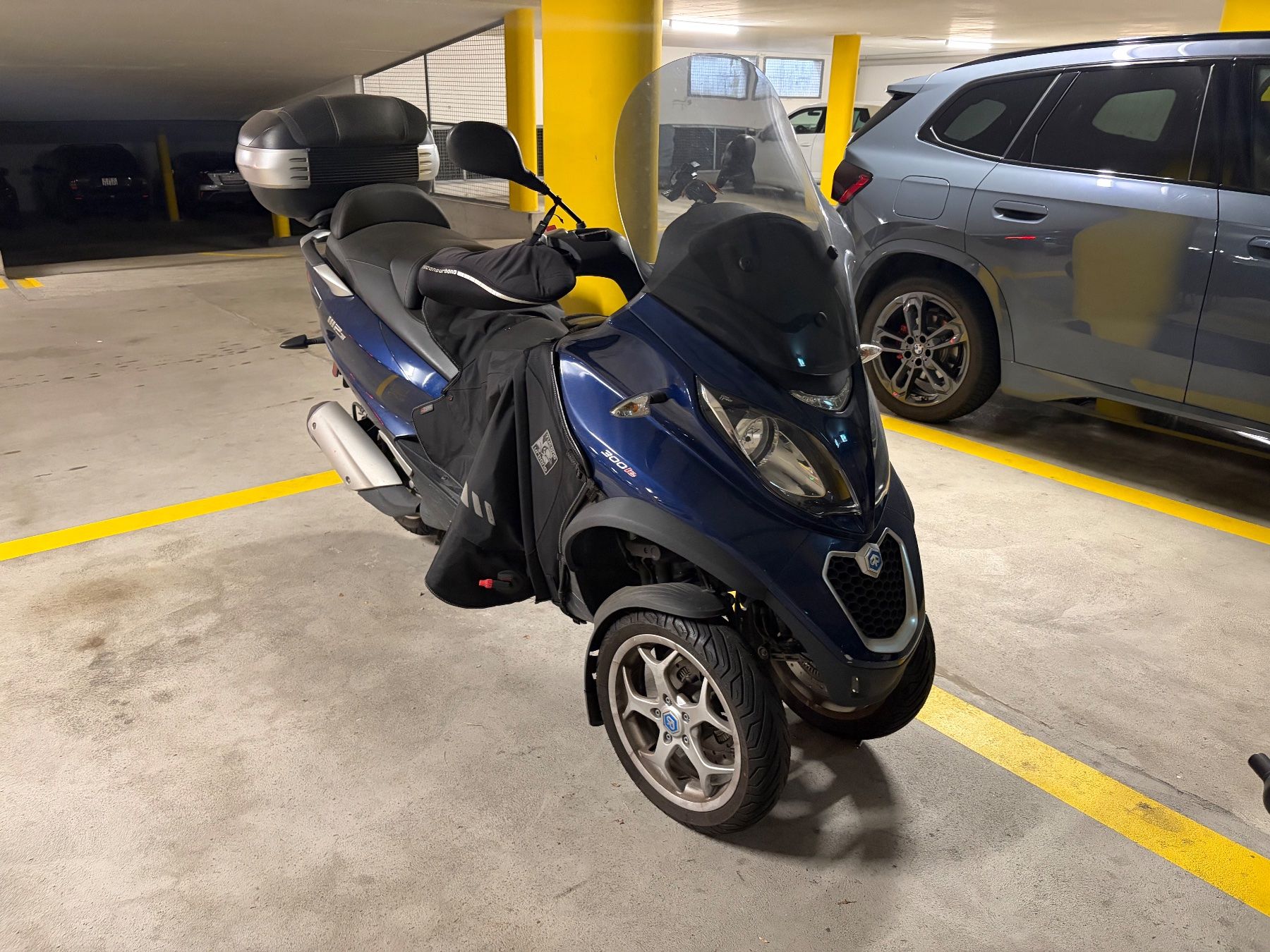 Piaggio A tre ruote: Piaggio MP3 300cc LT ABS – Usato da Adliswil venduto da aleinzola