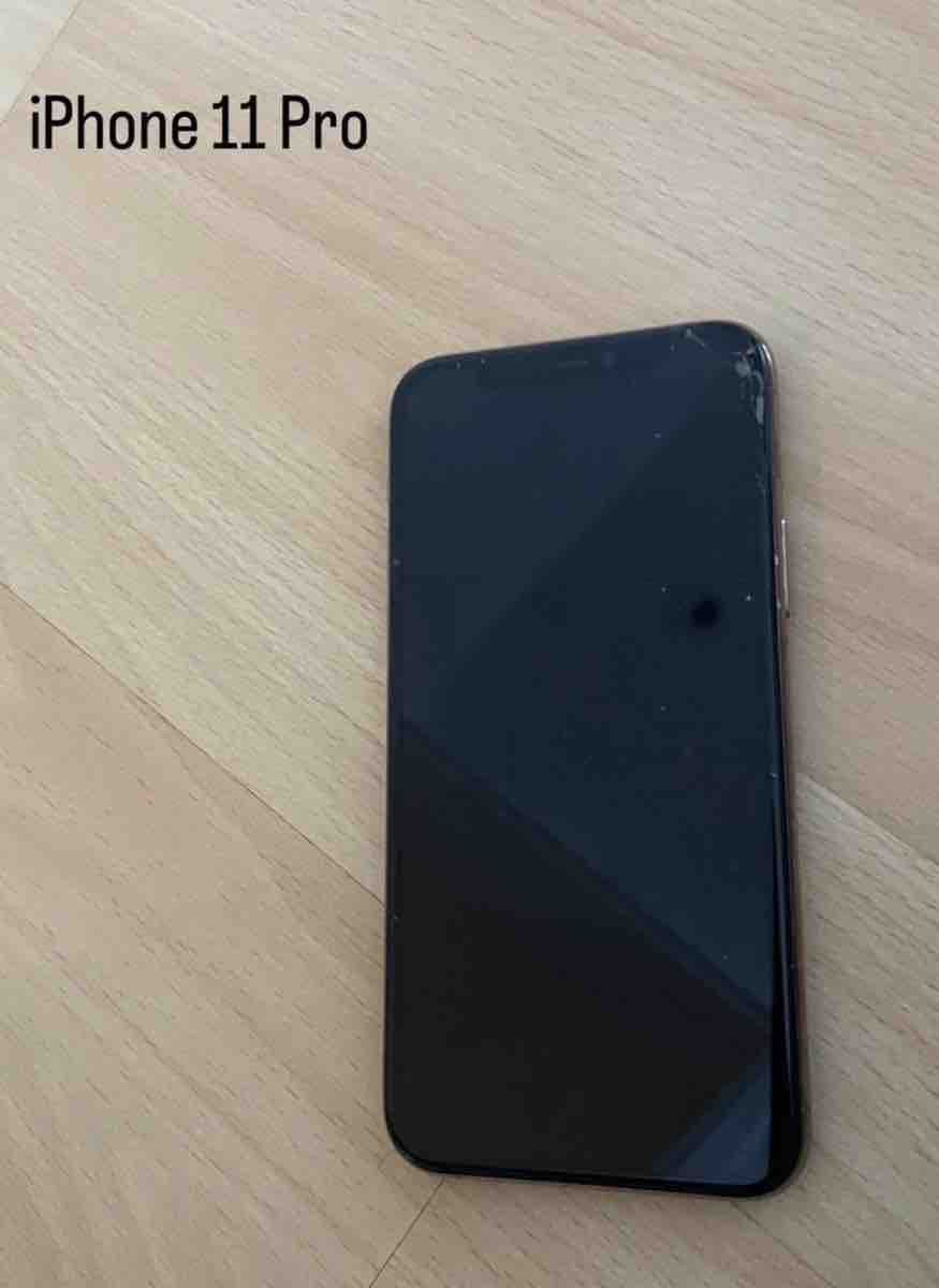 Apple Handys / Smartphones: Apple iPhone 11 Pro – Gebraucht aus Reinach AG von erm_z7hg