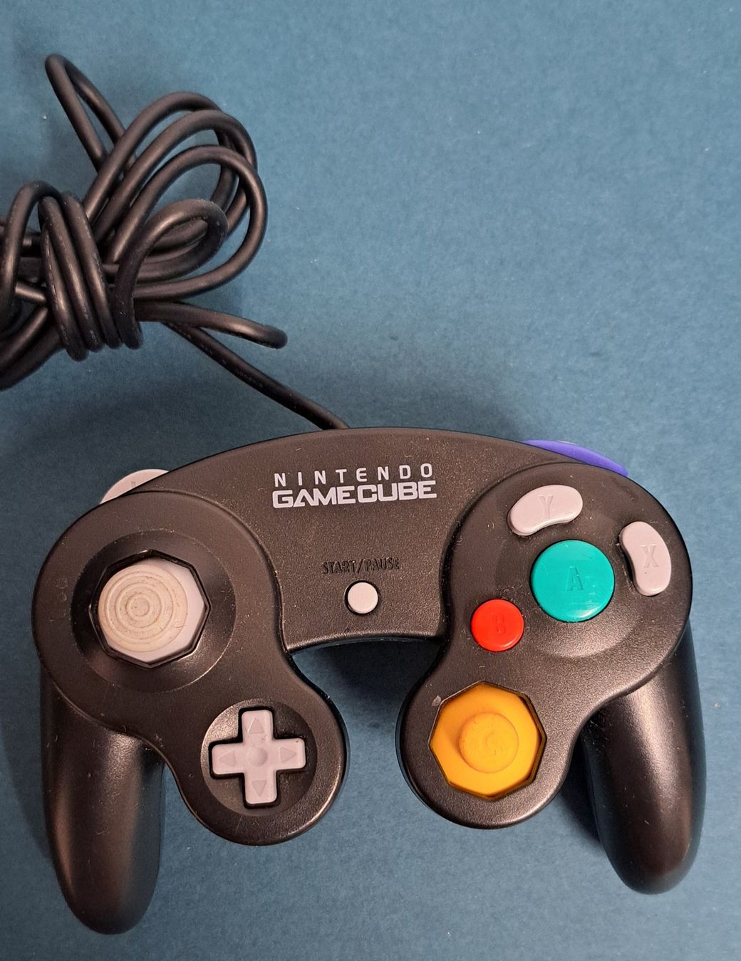 Nintendo Manettes: Nintendo GameCube Original 2 Stück Controller – D'occasion à Biel/Bienne par Sasha4u 4