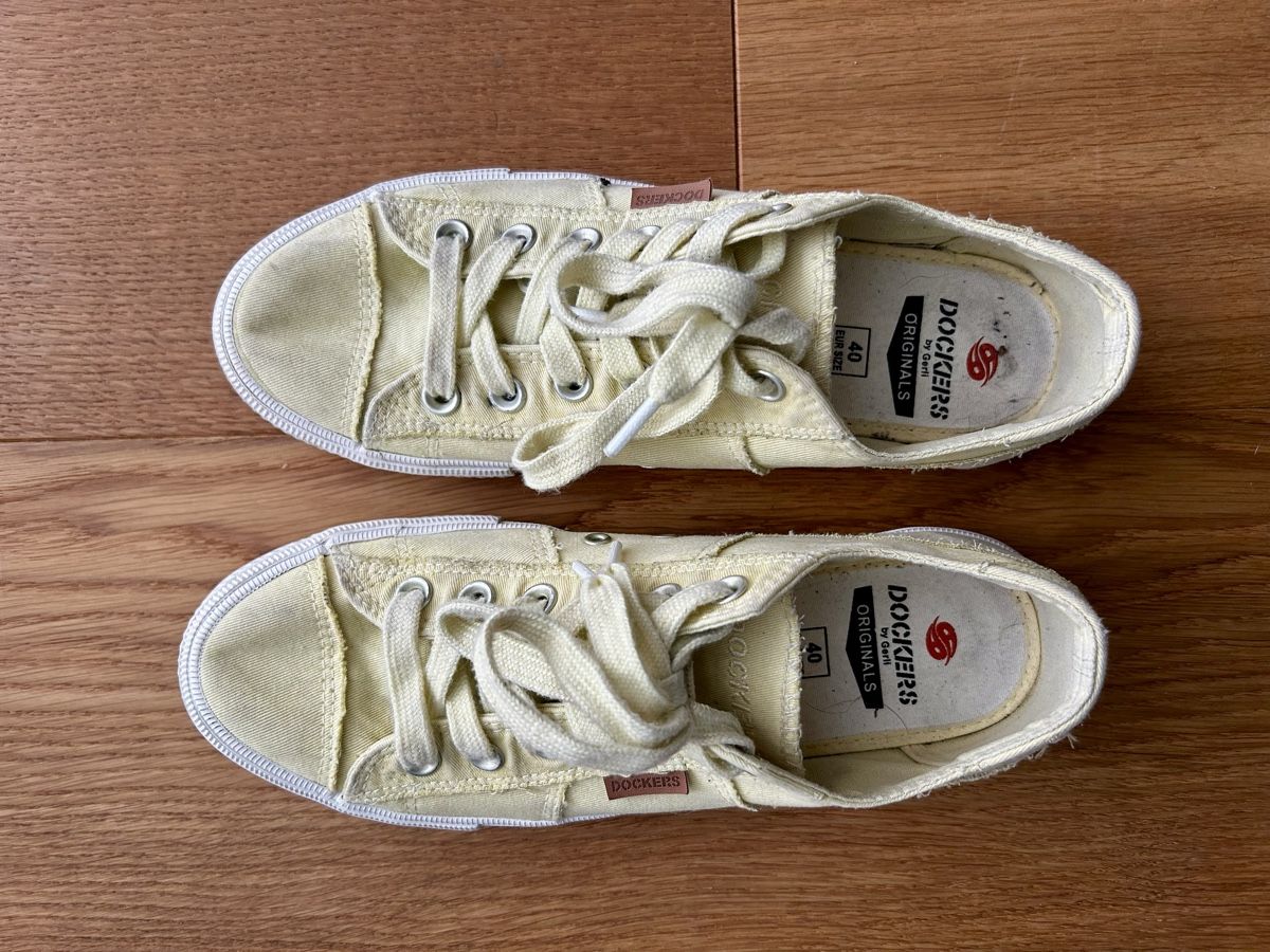 Scarpe da donna: Dockers Canvas-Schuhe Gr. 40, ab 1.- – Usato da Oberrüti venduto da Important