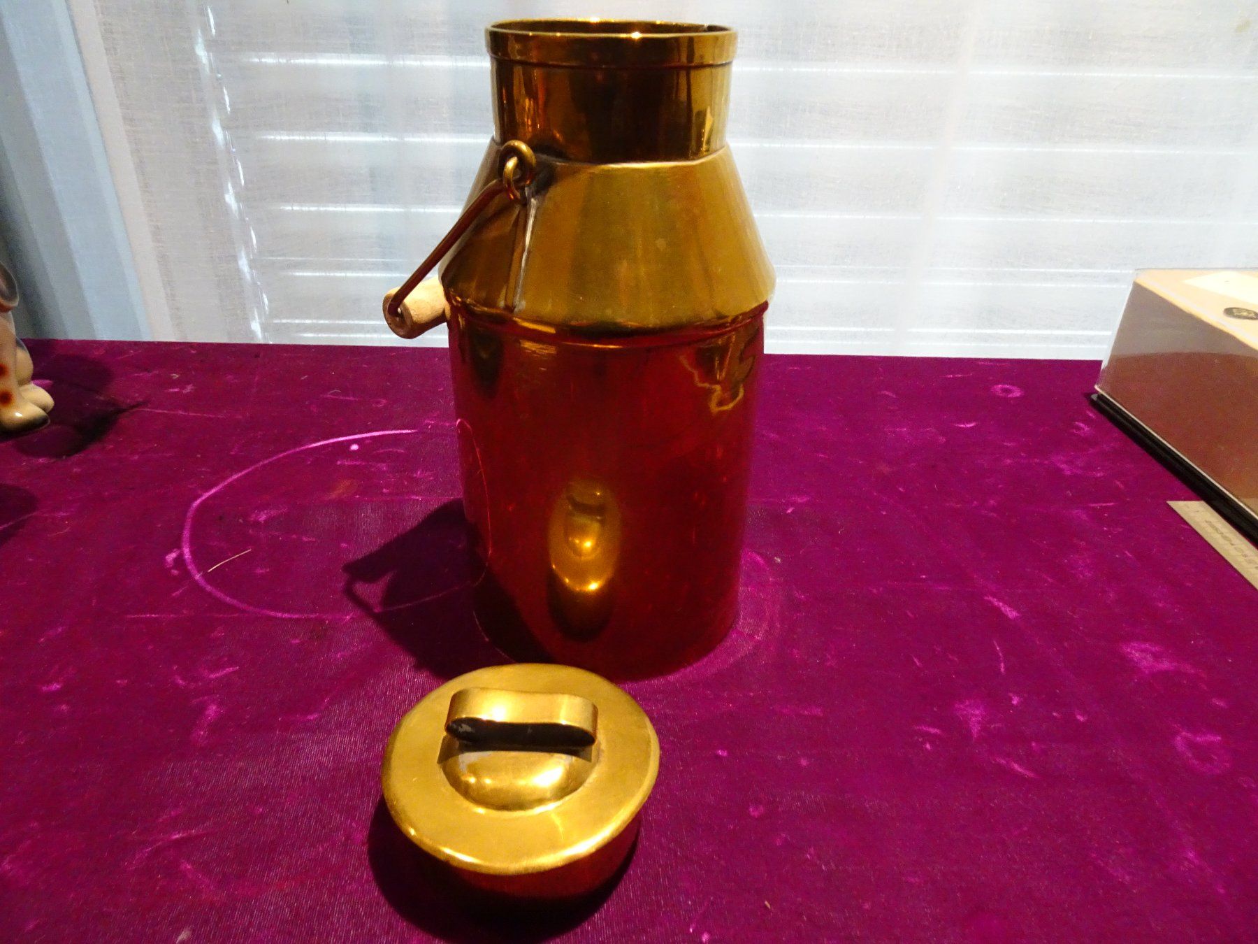 Carafes: Seltene massive antike Messingkanne – D'occasion à Vitznau par Mina60 1