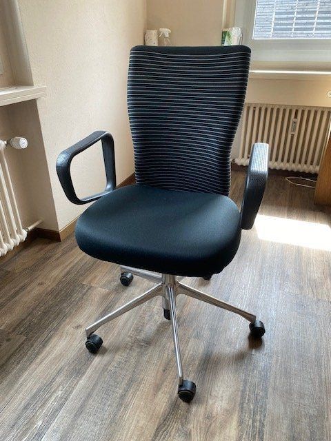 Giroflex Sedie: Büro Stuhl schwarz – Usato da Bremgarten AG venduto da trade13